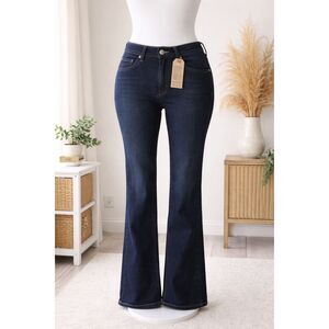 Levi’s Classic Bootcut Hypersoft Jeans NWT Mid Rise W30 L32 Size 10 Dark Wash